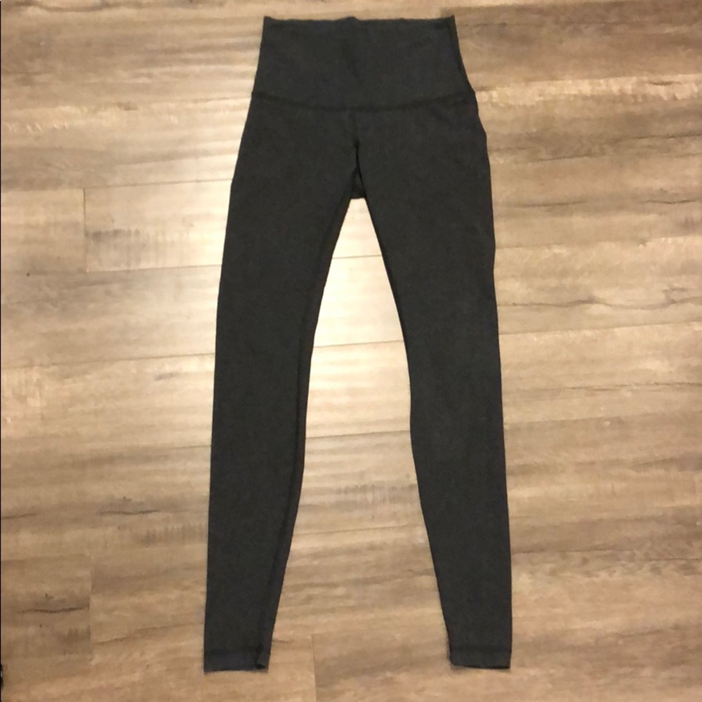 Lululemon wunder under